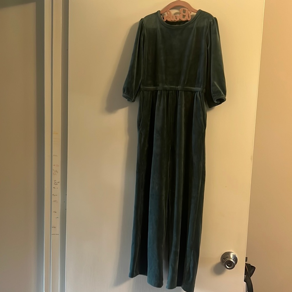 jumpsuit